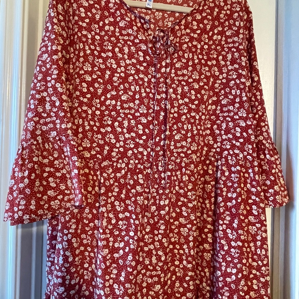Women’s floral maxi dress